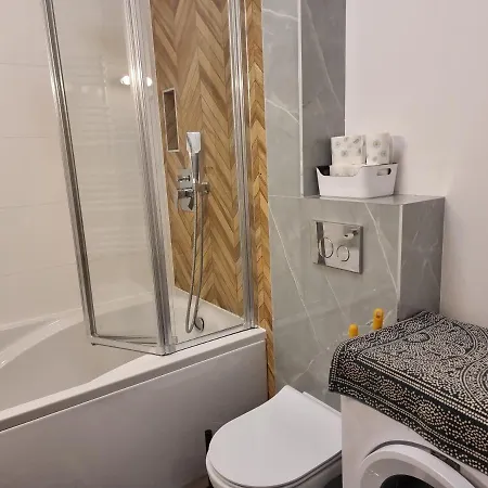 Apartments In- Male Blonia